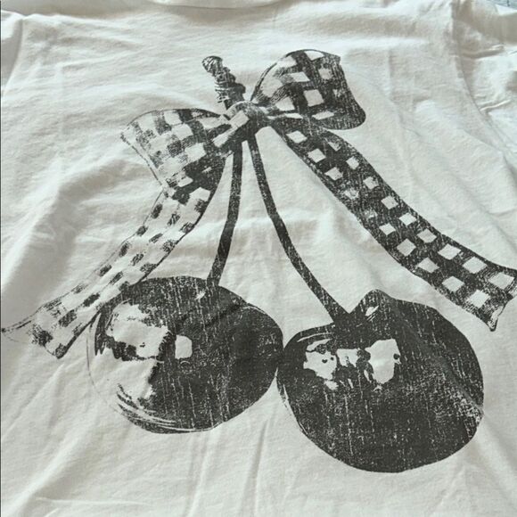 RSQ Made in 🇺🇸 Cherries 🍒 & Bow Graphic 💯 Cotton Tee Short Sleeve - Picture 9 of 17
